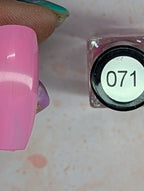 071 Flirty Flamingo vernis à stamping - Ongles Elaine Lemay
