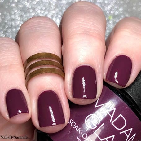 Plum Addict - Ongles Elaine Lemay