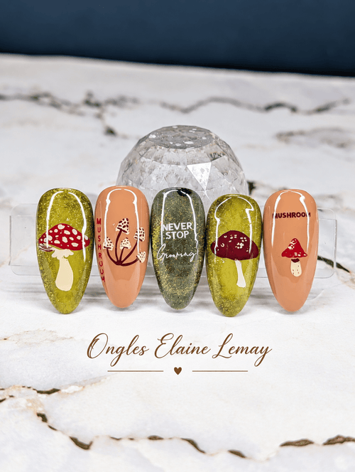 CJS-124 Fabulous Fungi - Ongles Elaine Lemay