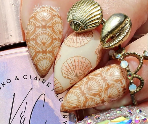 CJS-380 Catch me by the sea - Ongles Elaine Lemay