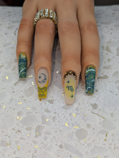 CJS-Z-01 What’s your sign? - Ongles Elaine Lemay
