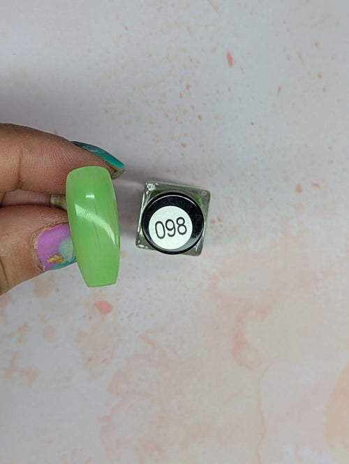 #098 Gitty Gecko vernis à stamping - Ongles Elaine Lemay