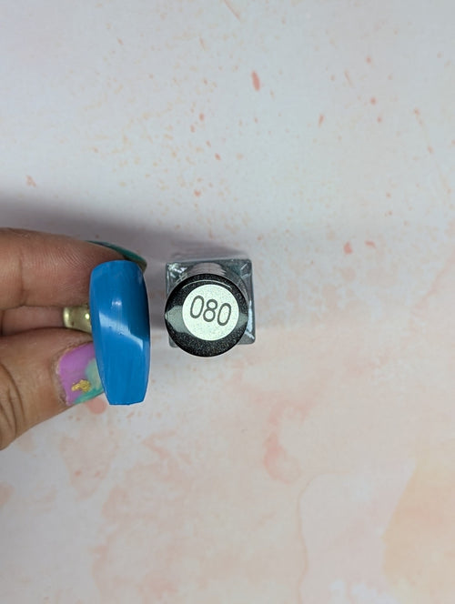 #080 Vintage Denim vernis Ă  stamping - Ongles Elaine Lemay