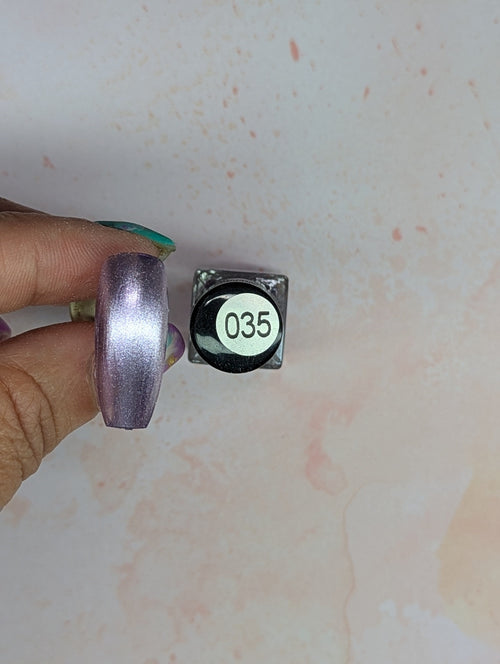 #035 Paulaâs Pixie Purple vernis Ă  stamping - Ongles Elaine Lemay