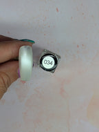 #034 Angelic White vernis Ă stamping - Ongles Elaine Lemay