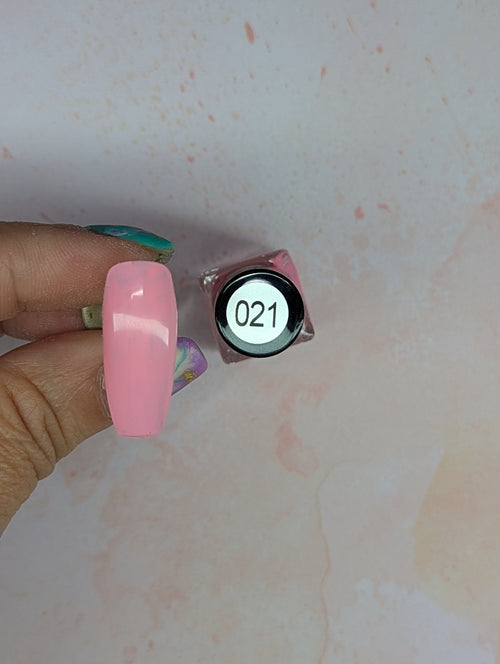#021 Bubble Pop Pink vernis à stamping - Ongles Elaine Lemay