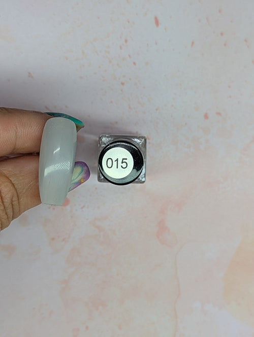 #015 Stone Cold vernis à stamping - Ongles Elaine Lemay
