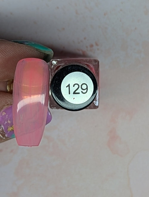#129 KaPink (sheer) vernis à stamping - Ongles Elaine Lemay