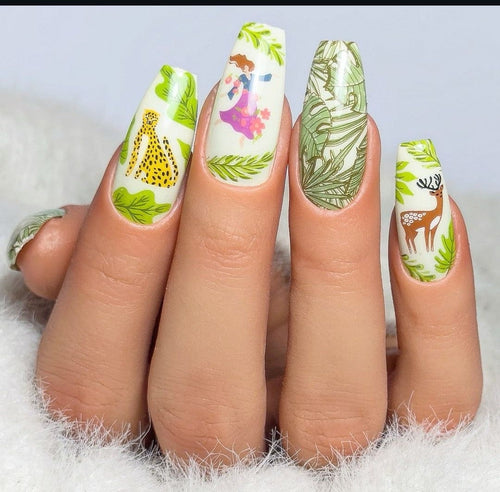 CJS-343 Into the wild - Ongles Elaine Lemay