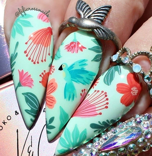 CJS-343 Into the wild - Ongles Elaine Lemay