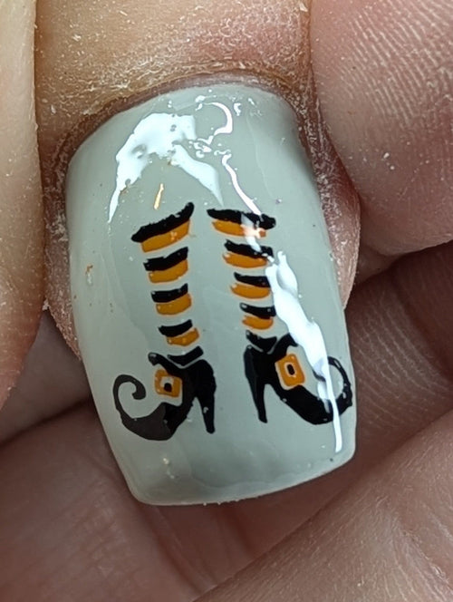 CJS-H-23 Dancing Skeletons - Ongles Elaine Lemay