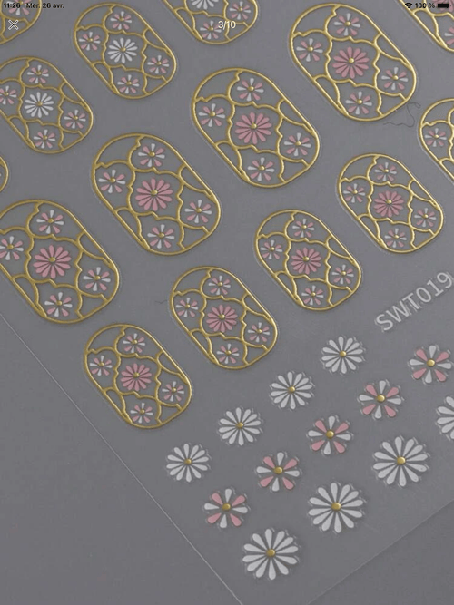 Collant baroque or - Ongles Elaine Lemay