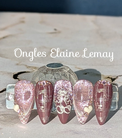 Winter Eclipse - Ongles Elaine Lemay