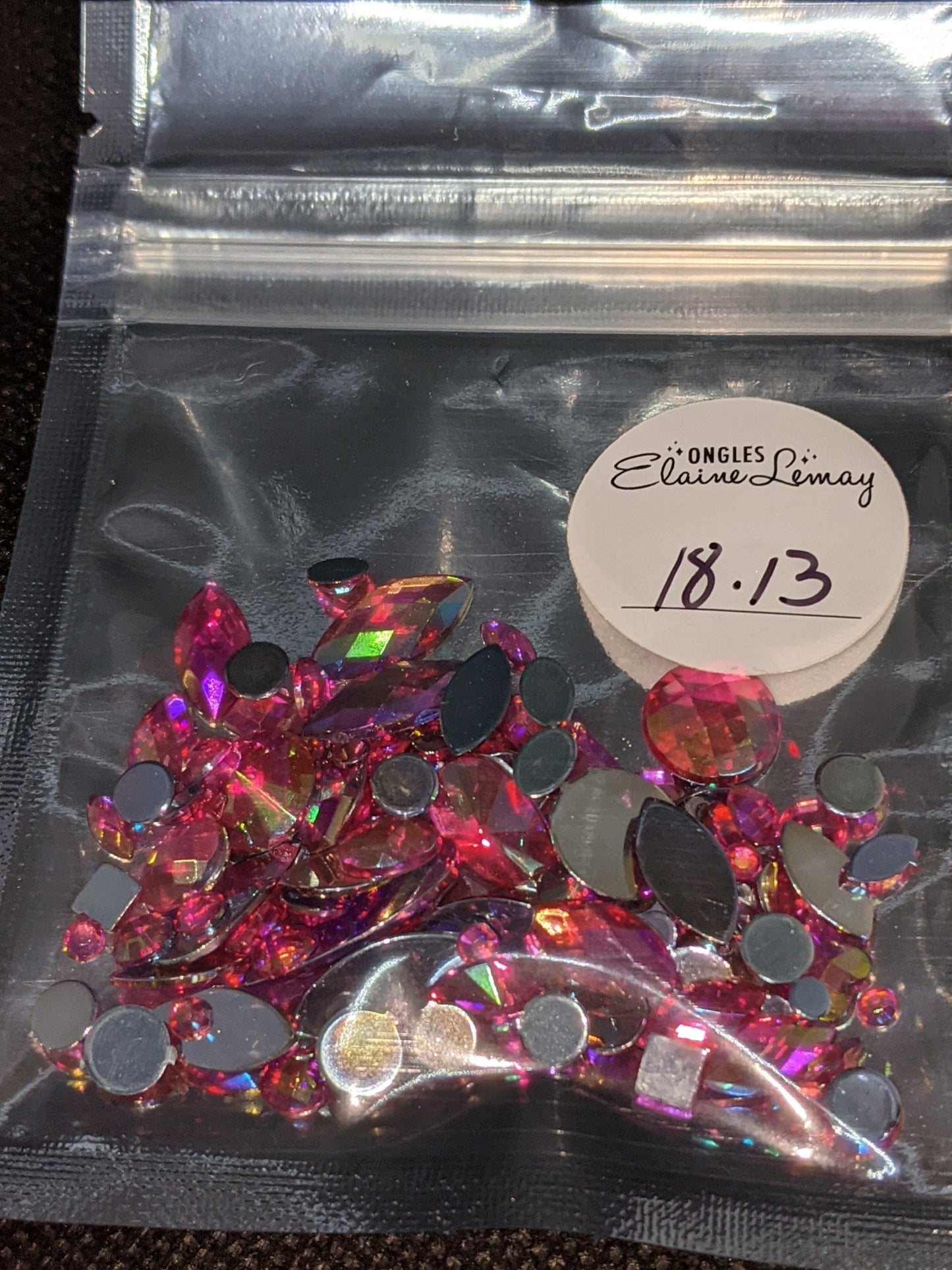 Bijoux mix en sachet 18 couleurs différentes