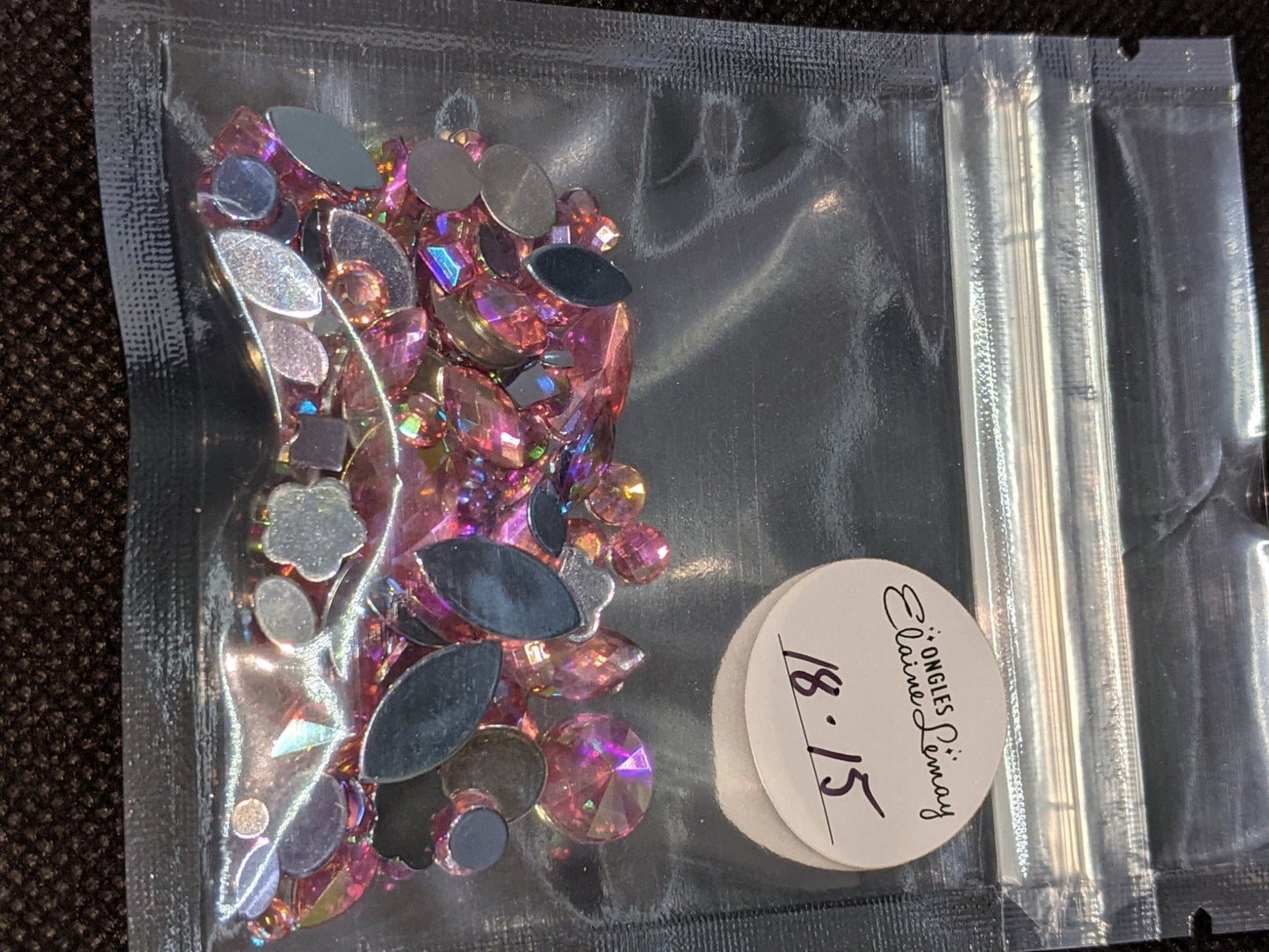 Bijoux mix en sachet 18 couleurs différentes