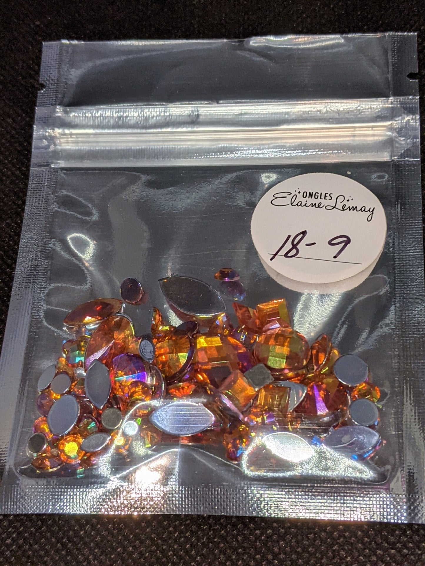 Bijoux mix en sachet 18 couleurs différentes