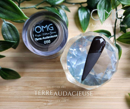 OMG Terre Audacieuse #056 - Ongles Elaine Lemay