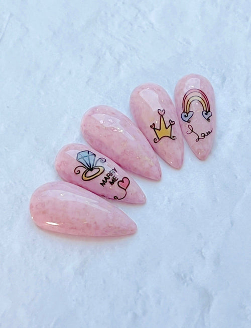 CJS-V-38 Sweat Love - Ongles Elaine Lemay