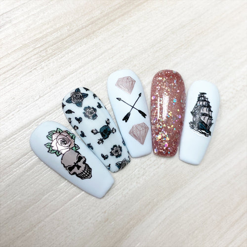 CJS-LC-86 Tattoo - Ongles Elaine Lemay