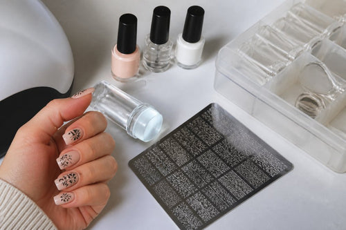Kit Stamping Ongles Complet : Guide Professionnel