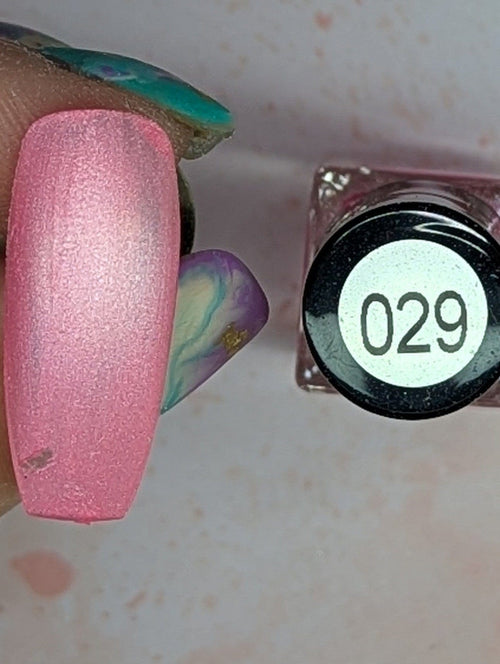 029 Chloe vernis à stamping - Ongles Elaine Lemay