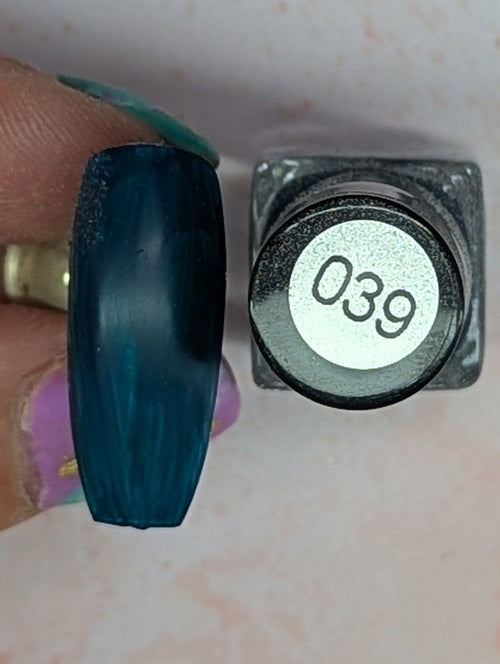 039 Teal or no Deal vernis à stamping - Ongles Elaine Lemay