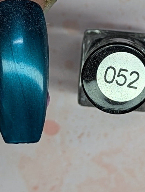 052 Jazz not Blues vernis à stamping - Ongles Elaine Lemay