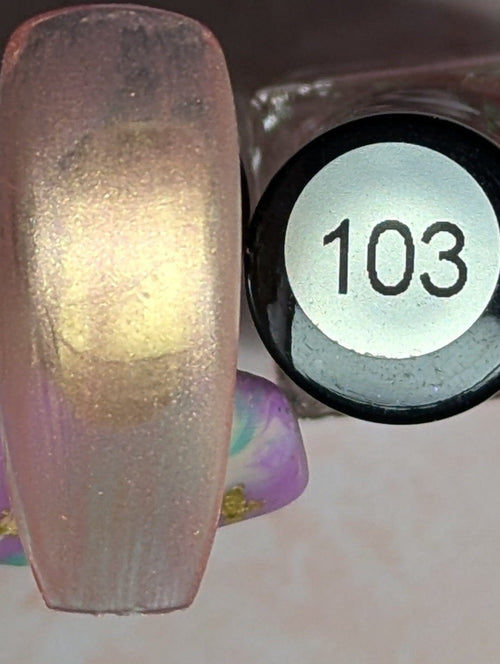 103 Bubble Yum vernis à stamping - Ongles Elaine Lemay