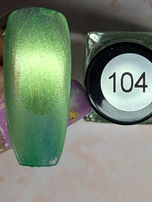 104 Mint Sweetie vernis à stamping - Ongles Elaine Lemay