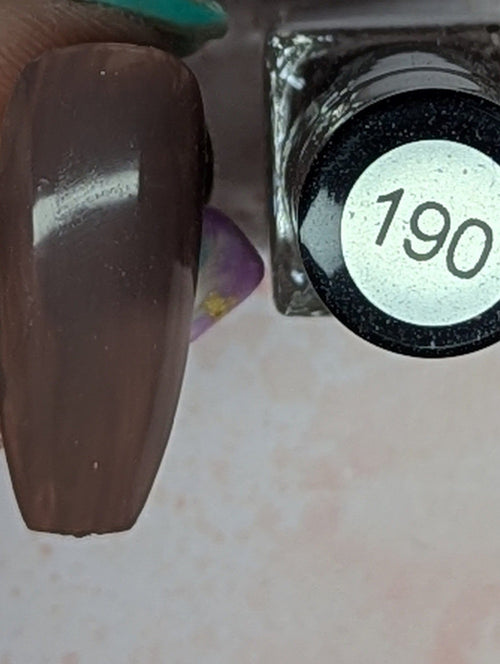 190 Taupe it up vernis à stamping - Ongles Elaine Lemay