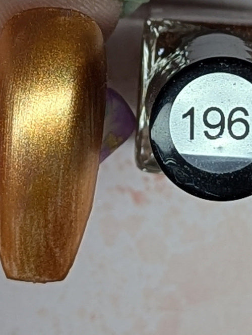 196 Shimmery Bronze vernis à stamping - Ongles Elaine Lemay