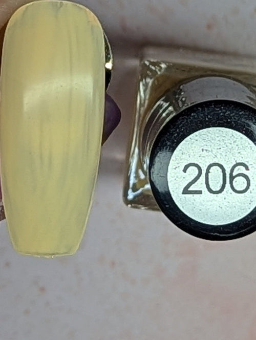 206 Buttercream vernis à stamping - Ongles Elaine Lemay