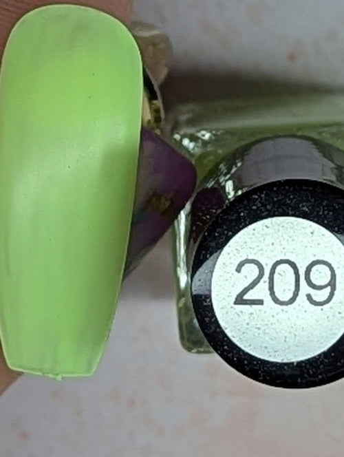 209 Limeade vernis à stamping - Ongles Elaine Lemay