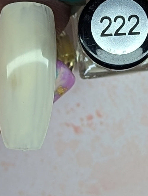 222 Coconut vernis à stamping - Ongles Elaine Lemay