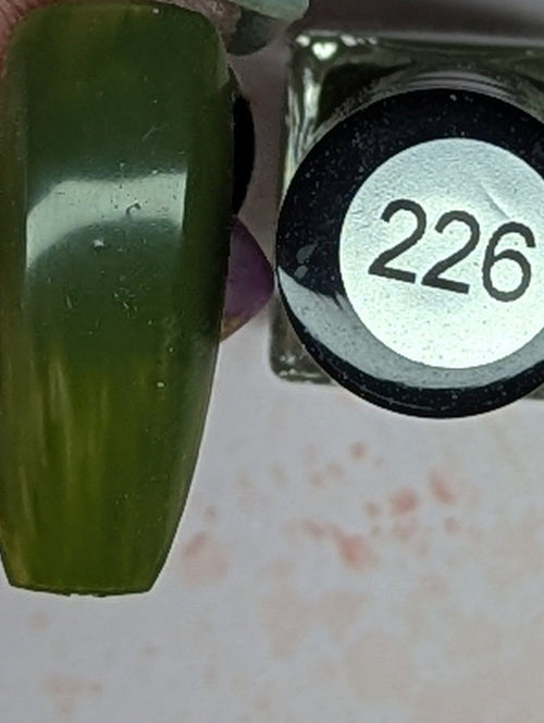 226 Pickled Pear vernis à stamping - Ongles Elaine Lemay