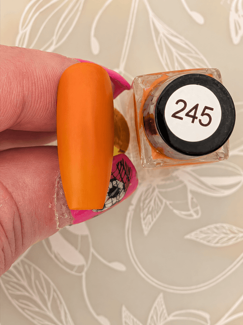 245 Terracotta Tango vernis à stamping - Ongles Elaine Lemay