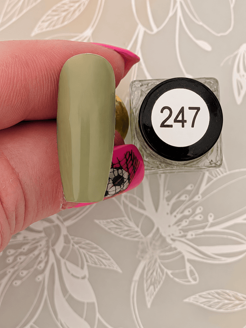 247 Pistachio vernis à stamping - Ongles Elaine Lemay