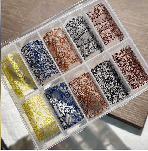 Foil arabesque colorée