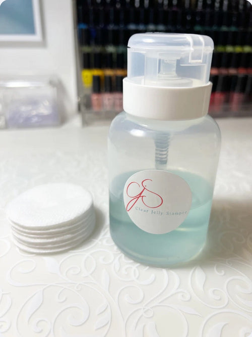 Pompe à liquide - Ongles Elaine Lemay 