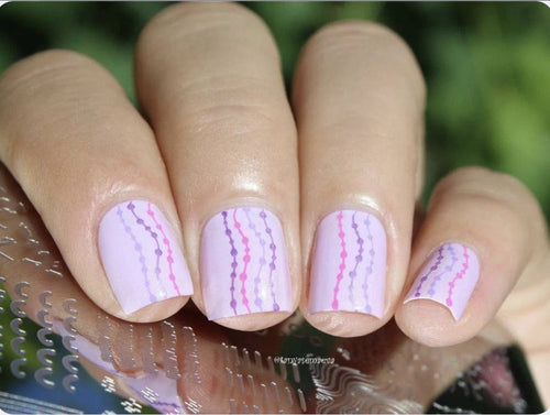 CJS-146 My Main Squiggle - Ongles Elaine Lemay 