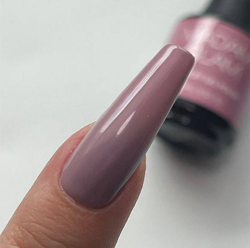 Office Chic - Ongles Elaine Lemay 