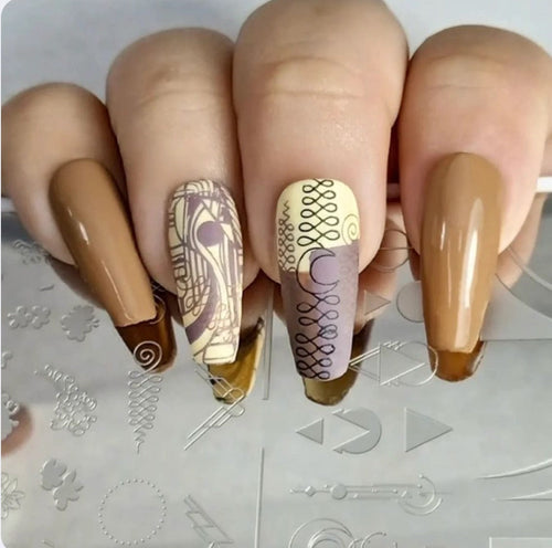 CJS-253 Géo-Mazing - Ongles Elaine Lemay 