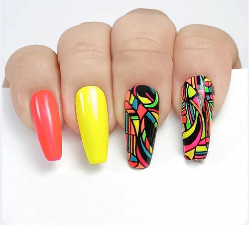 CJS-253 Géo-Mazing - Ongles Elaine Lemay 