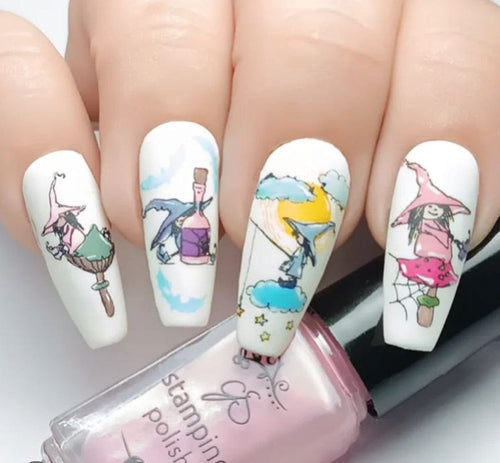 CJS-H-90 Sweet little Witch - Ongles Elaine Lemay 