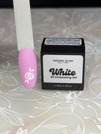 Gel 3D embossé blanc - Ongles Elaine Lemay 