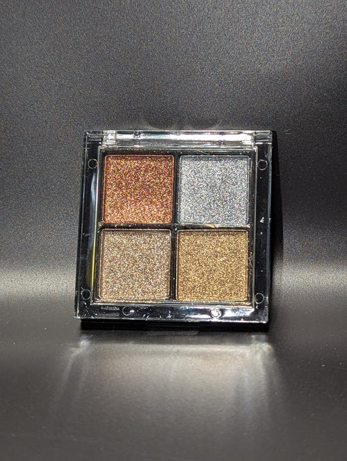 Pigments chrome dorés - Ongles Elaine Lemay 