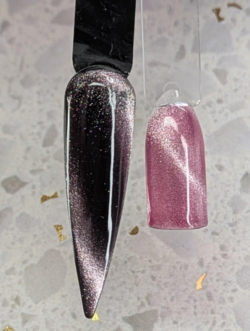 Berry Bold - Ongles Elaine Lemay