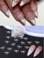 Boucles 3D argent - Ongles Elaine Lemay