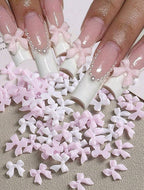 Boucles style coquette - Ongles Elaine Lemay