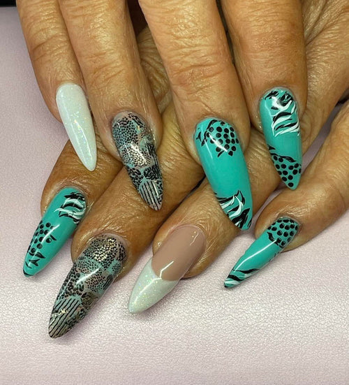 CJS-340 Let’s get wild - Ongles Elaine Lemay